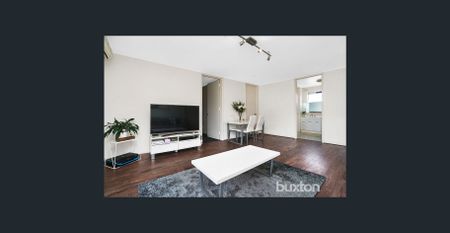 LIFESTYLE LOCATION! - Photo 4