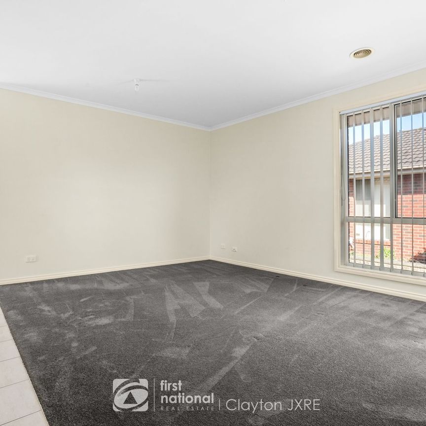 2/22 Hayden Road, 3169, Clayton South Vic - Photo 1