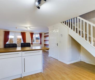 3 bedroom end of terrace house to rent - Photo 5
