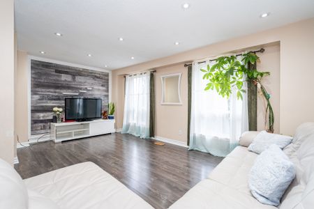 For Lease - 59 Guildford Crescent, Brampton, Ontario - Photo 2