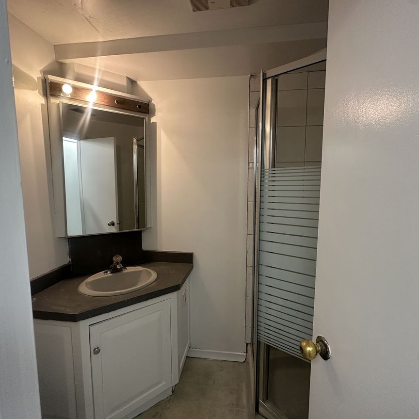 For Lease - 81 Amberjack Boulevard, Toronto, Ontario - Photo 1