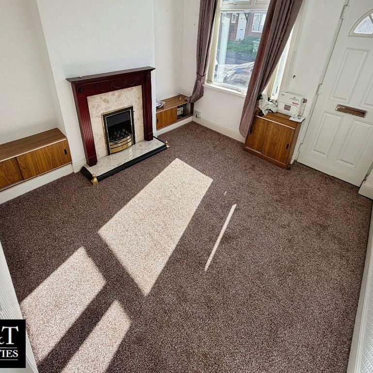 2 bedroom terraced house to rent - Photo 1