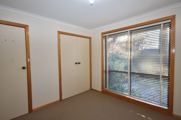 1/10-12 Urana Street, Kilsyth - Photo 1
