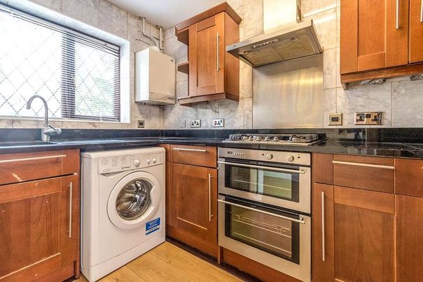 2 bedroom terraced house to rent - Photo 1