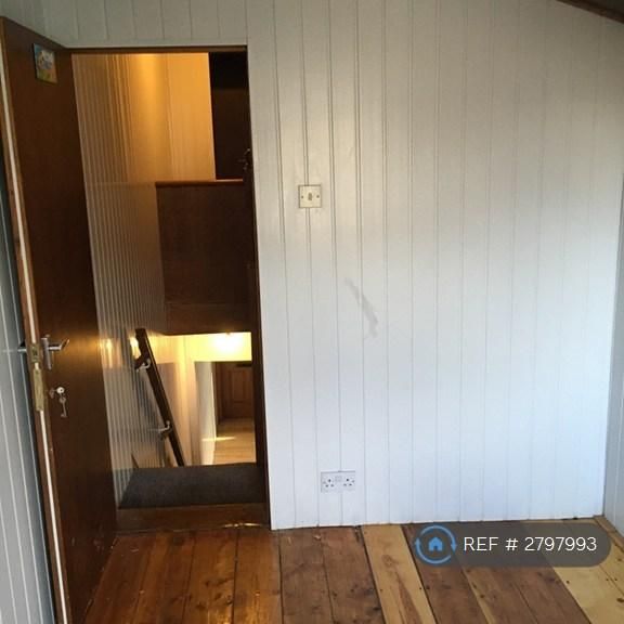 4 bedroom terraced house to rent - Photo 1