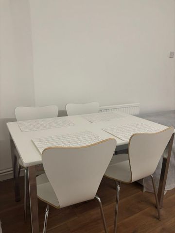 3 bedroom flat to rent - Photo 4