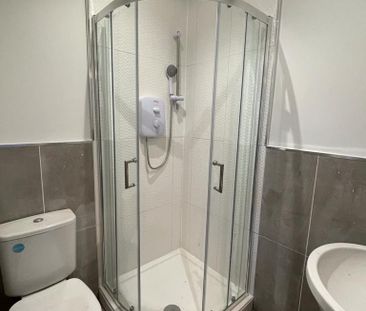 1 bedroom in a house share to rent - Photo 6