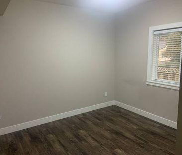 Bachelor 1BR in DT Chilliwack - Photo 2