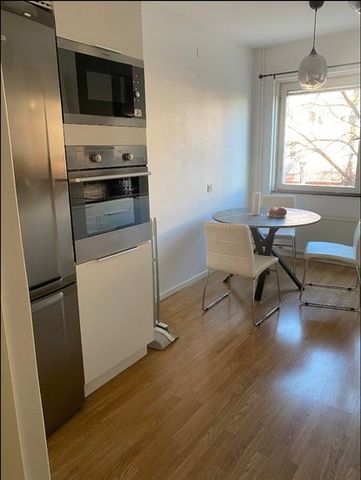 Centralvägen, Upplands Väsby - Foto 3