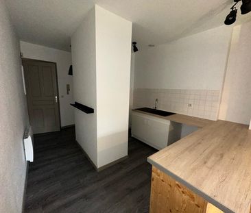 Location Appartement 3 pièces 60m² LE PUY EN VELAY 43000 - Photo 2