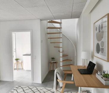 Lyst rækkehus med moderne indretning og dejlig have - Photo 4