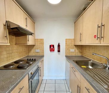 1 bedroom flat to rent - Photo 6