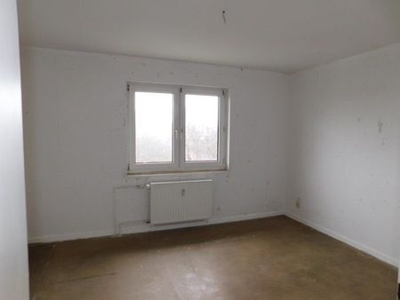 2-Zi.-Whg. mit neuem Wannenbad und kl. Balkon, Übergabe ohne Tapeten/Oberböden - Photo 5