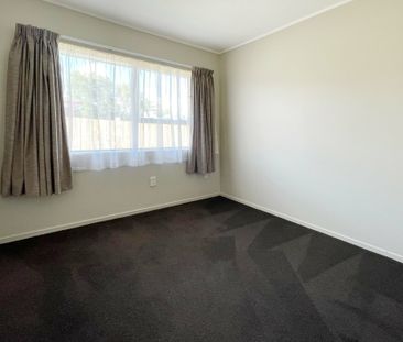 Low maintenance brick and tile unit - Photo 6