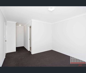 Welcome to your dream coastal retreat in the beautiful seaside subu... - Photo 1