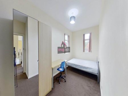 8 bedroom house to rent - Photo 2