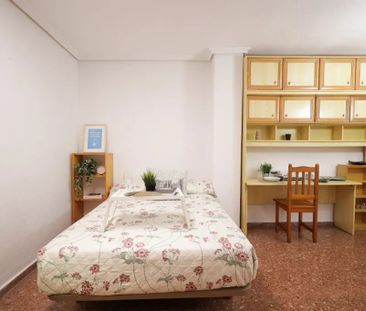 Carrer dAlfauir, Valencia, Valencian Community 46020 - Photo 6