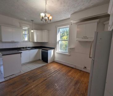 Immeuble - 317-327 Mont-Plaisant, Sherbrooke Beau Et Grand 5 1/2 - Photo 3
