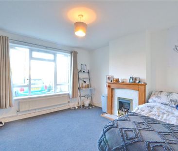 4 bedroom semi-detached house to rent - Photo 4