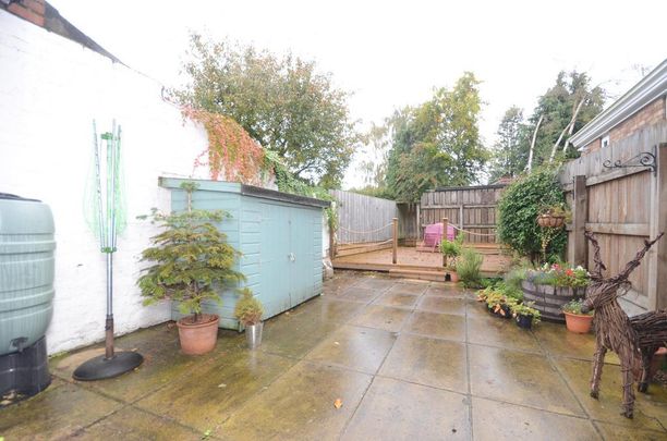 1 bedroom semi-detached house to rent - Photo 1