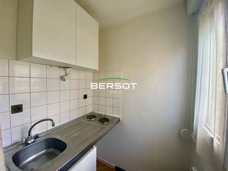 Appartement T2 - PONTARLIER - Proche Suisse - Photo 3