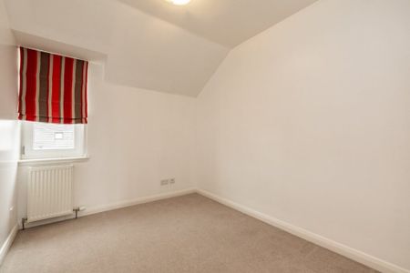 1 Woodlands Walk, Cults, Aberdeen, AB15 9DW - Photo 3