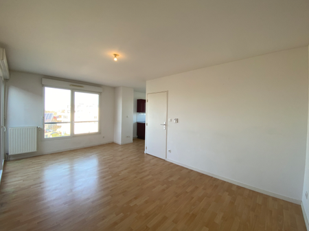 Location Appartement 2 pièces 45m² HEROUVILLE ST CLAIR 14200 - Photo 5