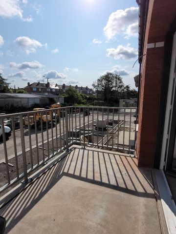 Location Appartement 1 pièce 45m² NEUVILLE EN FERRAIN 59960 - Photo 5