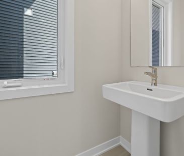 For Lease - 126 Beebalm Crescent, Barrhaven, Ontario - Photo 6