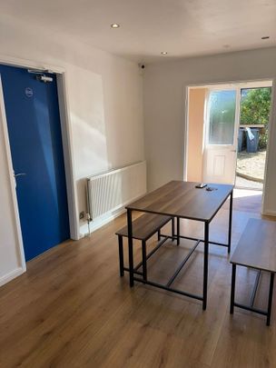 Room in a Shared House, Oakfield Road, B12 - Photo 1