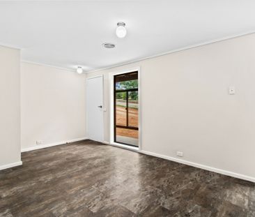 Renovated 3-bedroom home - Photo 6