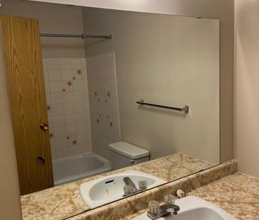 1 Bedroom Units in Clearview Meadows!! - Photo 6