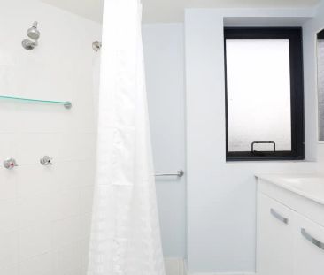 “Furnished studio apartment” - Photo 2