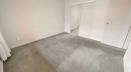 Sunny and Spacious with a Great Location - Photo 4