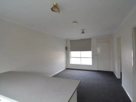 “Two Bedroom Apartment!” - Photo 1