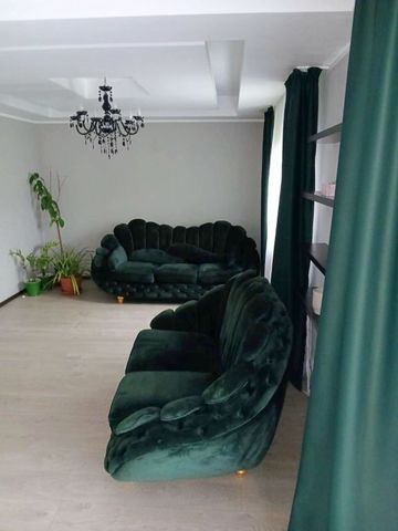 Oferta de inchiriere - Vilă modernă în Galați, str. A... - Fotografie 2