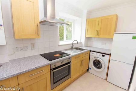 2 bedroom apartment to rent - Photo 2