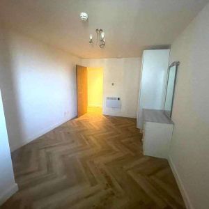 Platinum House Lyon Road, Harrow, Middlesex, HA1 - Photo 2