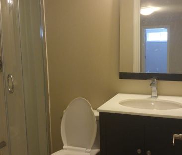 For Lease - 1218 Shamir Crescent, Mississauga, Ontario - Photo 5