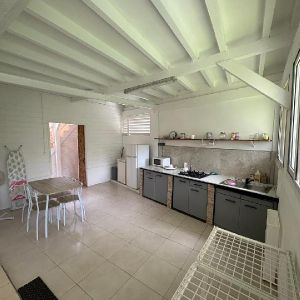 Fort de France - Bas de villa - F3 - Photo 2