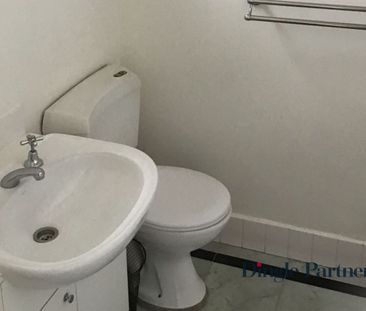 1/8 Pasley Street, South Yarra, Vic 3141 - Photo 5