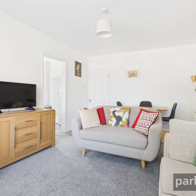 Wychwood Close, Milton-under-Wychwood, Chipping Norton, Oxfordshire, OX7 - Photo 1