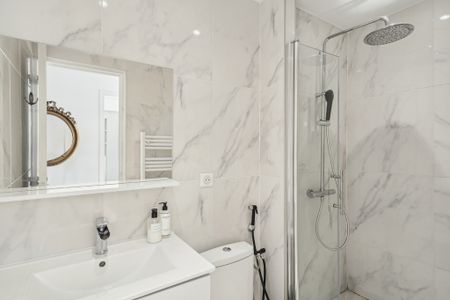 Location Appartement 2 pièces Meublé 35m² PARIS 4ème - Photo 5