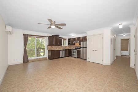 For Lease - 1212 Fennell Avenue Unit# 303, Hamilton, Ontario - Photo 3