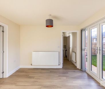 4 bedroom property to rent - Photo 2