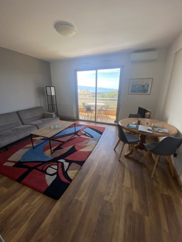 Location Appartement 2 pièces 47m² AJACCIO 20000 - Photo 2