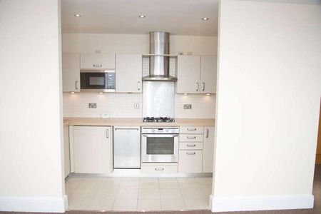 Tideslea Path, Thamesmead West, SE28 - Photo 5