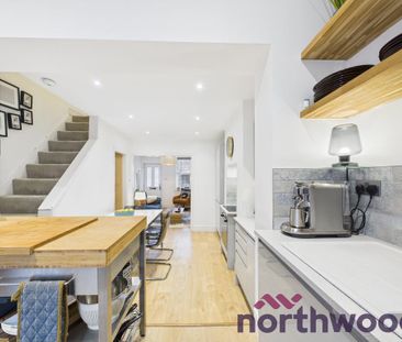 2 bedroom terraced house to rent - Photo 4