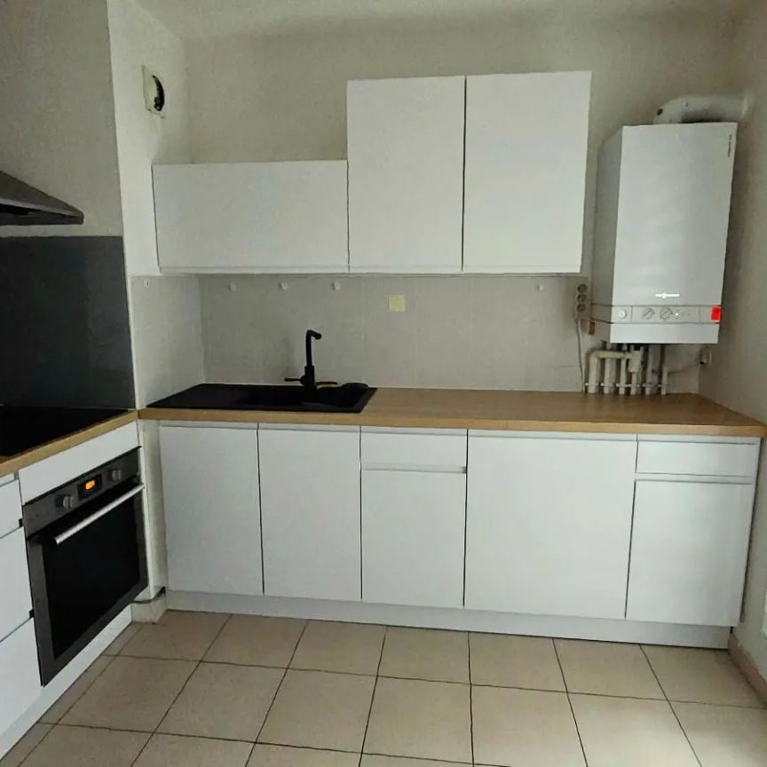 Appartement à louer 2 pièces 48.8m² - Photo 1