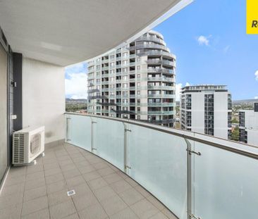 Infinity - Perfect apartment living with sweeping views - Photo 6